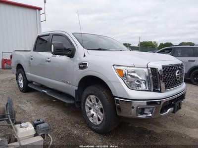 2017 Nissan Titan
