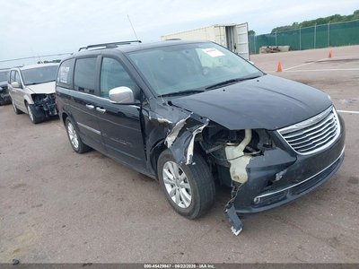 2016 Chrysler Town & Country