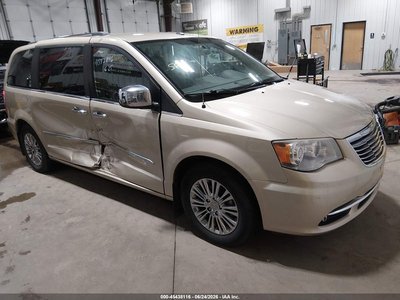 2011 Chrysler Town & Country