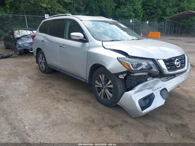 2018 Nissan Pathfinder