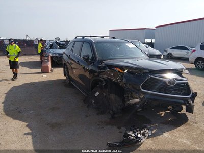 2024 Toyota Highlander