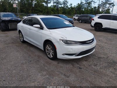 2016 Chrysler 200