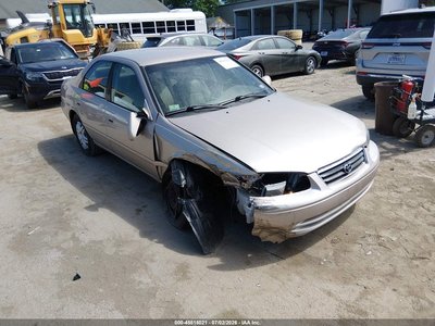 2000 Toyota Camry