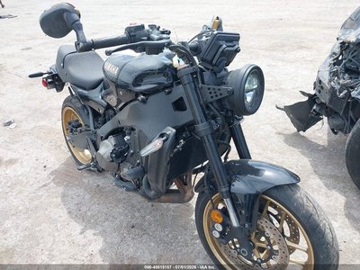2025 Yamaha XSR900