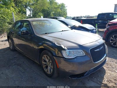2018 Chrysler 300