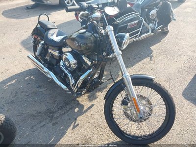 2015 Harley-Davidson FXDWG