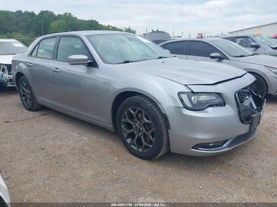 2018 Chrysler 300