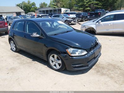 2017 Volkswagen Golf