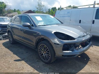 2022 Porsche Cayenne