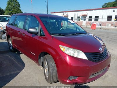 2014 Toyota Sienna