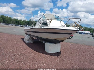 1992 Stratos Boats Inc Boat