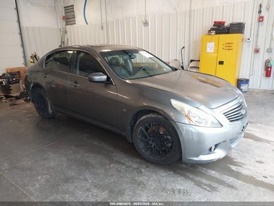 2015 Infiniti Q40