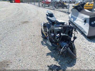 2025 Kawasaki Ninja ZX-6R