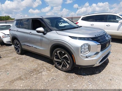 2022 Mitsubishi Outlander