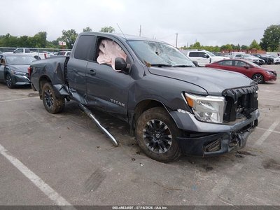 2017 Nissan Titan