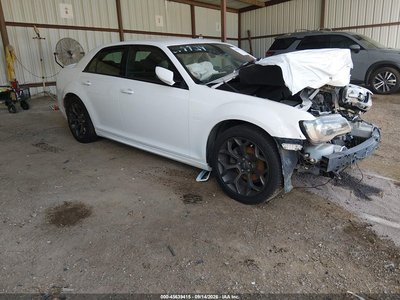 2017 Chrysler 300