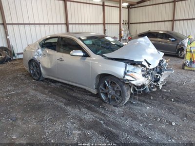 2014 Nissan Maxima