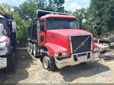 2002 Volvo VHD