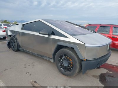 2025 Tesla Cybertruck