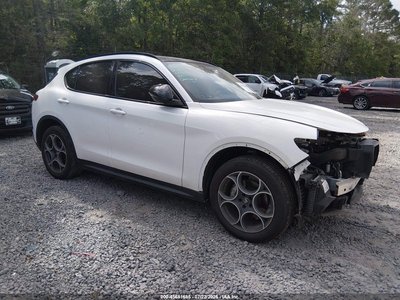 2021 Alfa Romeo Stelvio