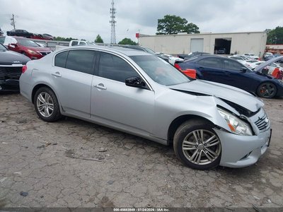 2013 Infiniti G37x