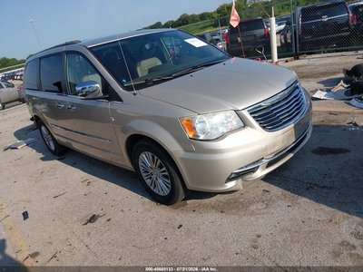 2013 Chrysler Town & Country