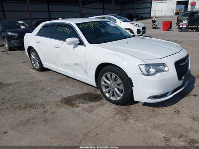 2015 Chrysler 300