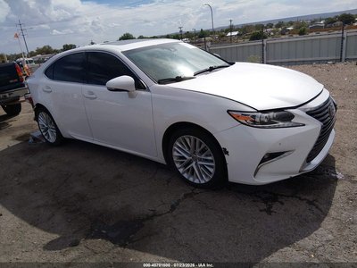 2016 Lexus ES