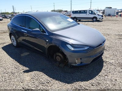 2020 Tesla Model X