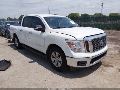 2018 Nissan Titan