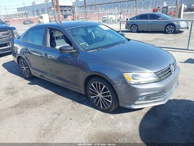 2016 Volkswagen Jetta
