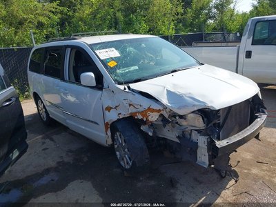 2014 Chrysler Town & Country