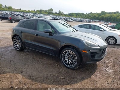 2021 Porsche Macan