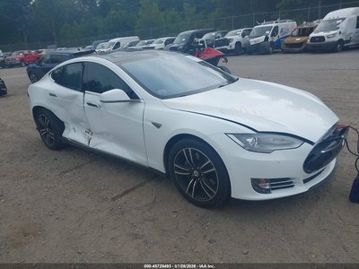 2015 Tesla Model S
