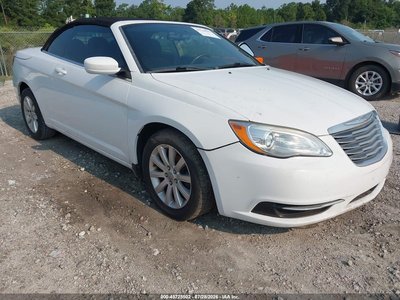 2012 Chrysler 200