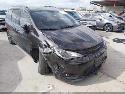 2020 Chrysler Pacifica Hybrid