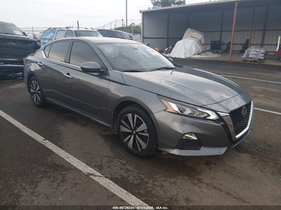 2022 Nissan Altima