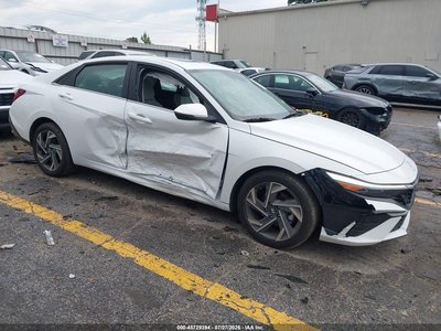 2025 Hyundai Elantra