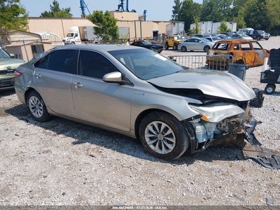 2016 Toyota Camry Hybrid