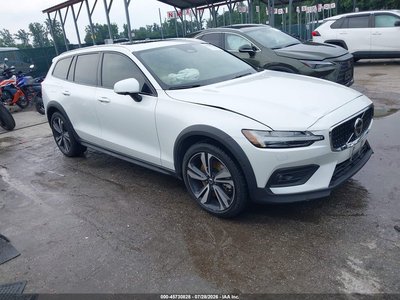 2023 Volvo V60