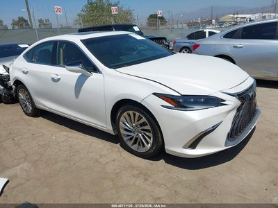 2023 Lexus ES