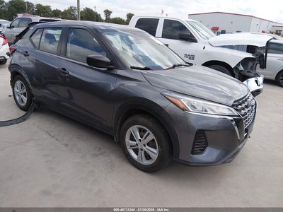 2022 Nissan Kicks
