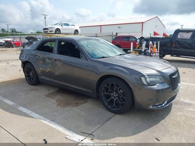 2018 Chrysler 300