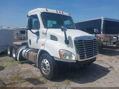 2016 Freightliner Cascadia 113