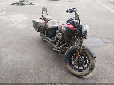 2022 Harley-Davidson FLHCS
