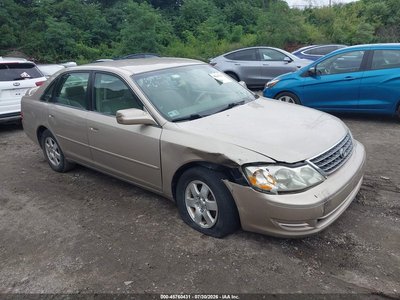 2004 Toyota Avalon