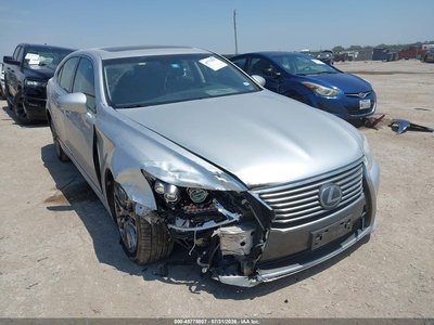 2013 Lexus LS