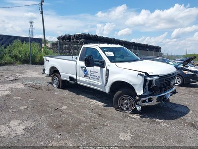 2025 Ford F-350