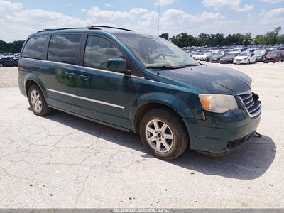 2009 Chrysler Town & Country