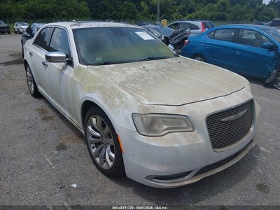 2017 Chrysler 300C